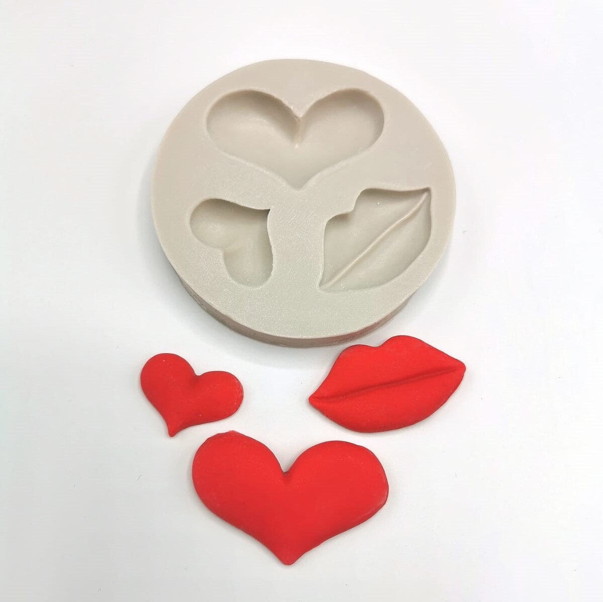 3 Cavity Heart LIP silicon Mould